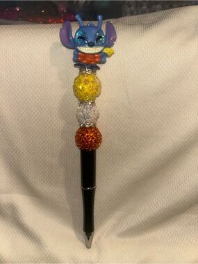 Disney Doorable stitch beaded pen